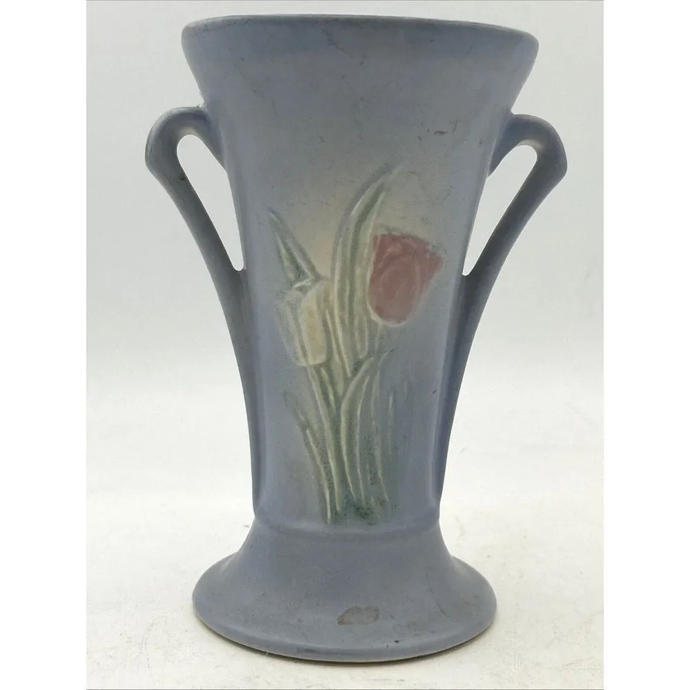 Vintage Hull Tulip Pottery Vase #100-33- 6 1/2